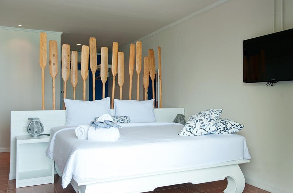 At Zea Hotel Patong Exterior photo